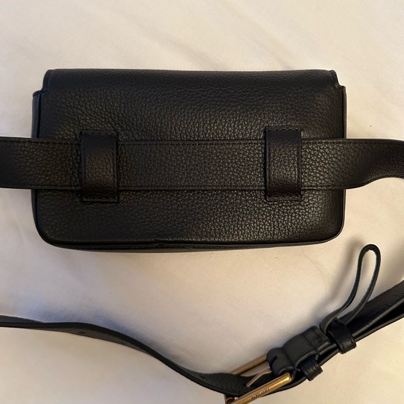 BNWOT Aritzia Leather Belt Bag - Picture 3 of 5